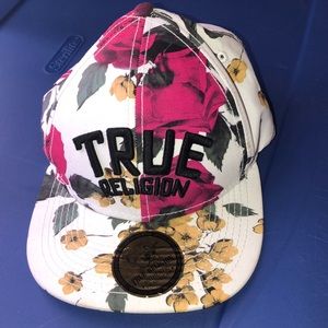 🌹 True Religion Hat